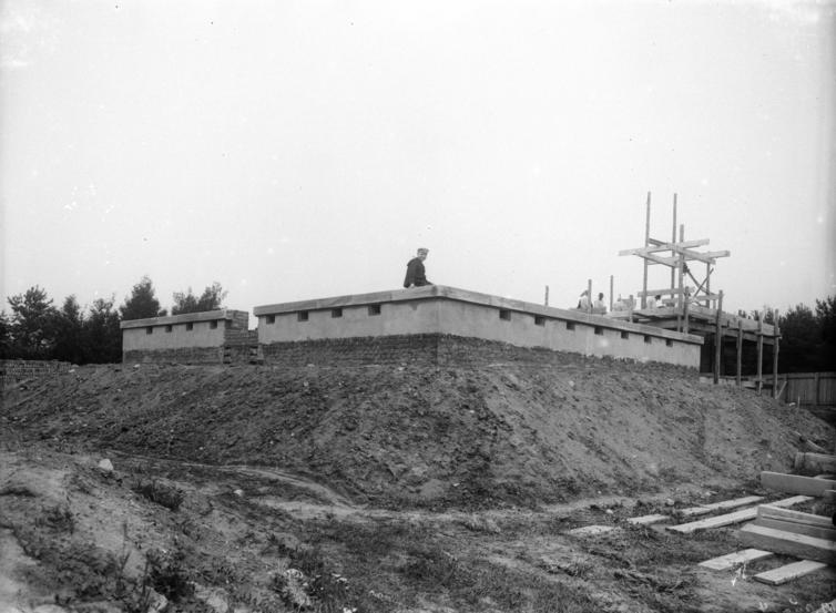 St10211 