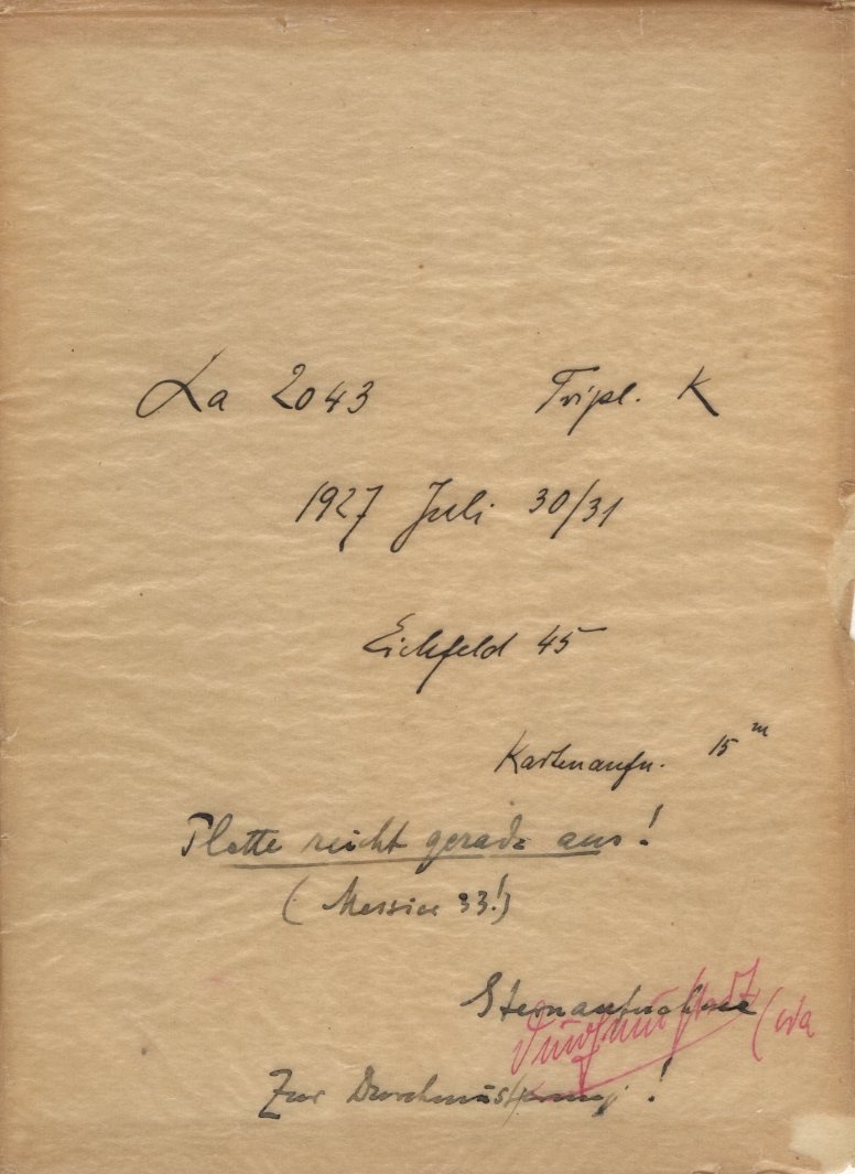 Plattenhuelle LA02043