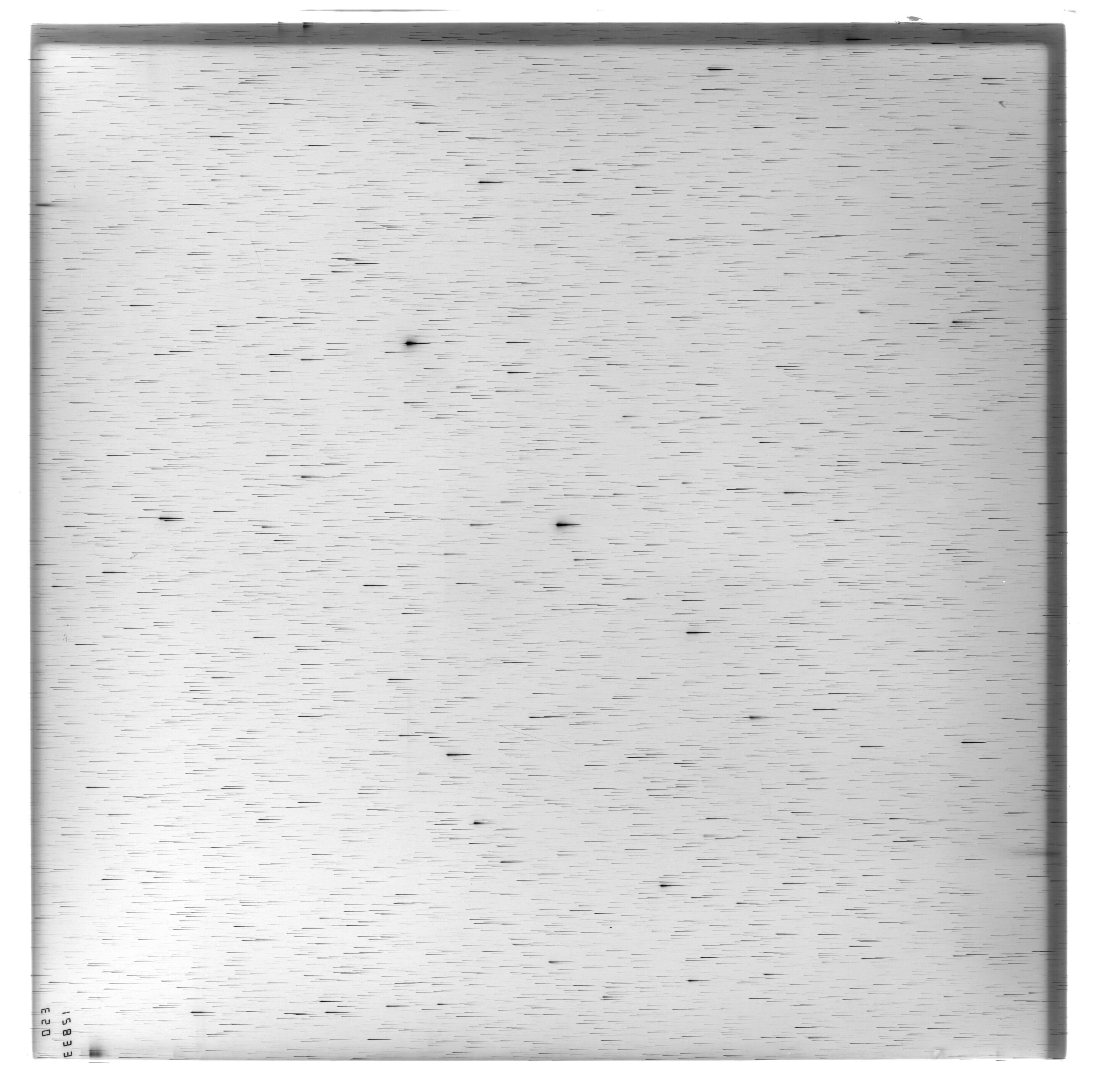 Scan ES12833a